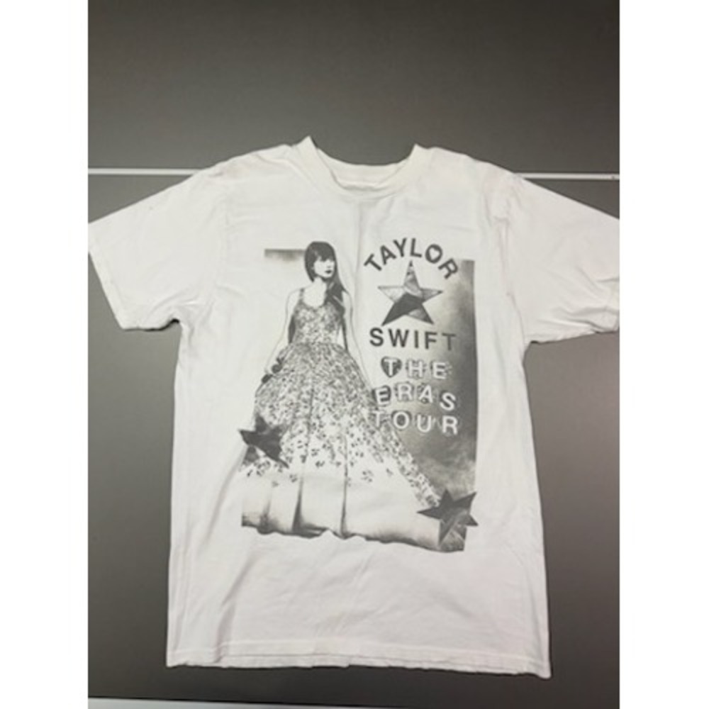 Taylor Swift The Eras Tour Concert T-Shirt White Graphic Tee Small Tour Dates